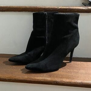 Thalia Sodi Rylief Black FUx Suede Pointed Toe Ankle Boots, Size 8.5